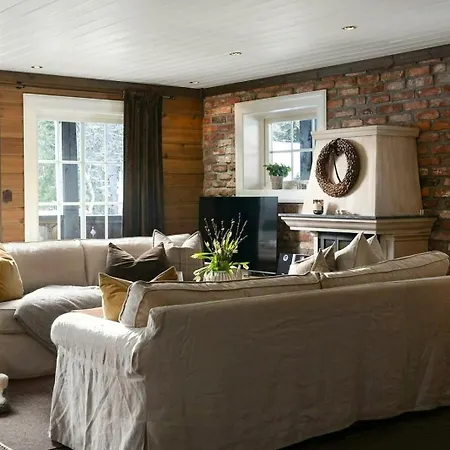 Holiday home Family With Shelter By Gautetjern Gol