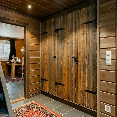 Family With Shelter By Gautetjern Holiday home Gol