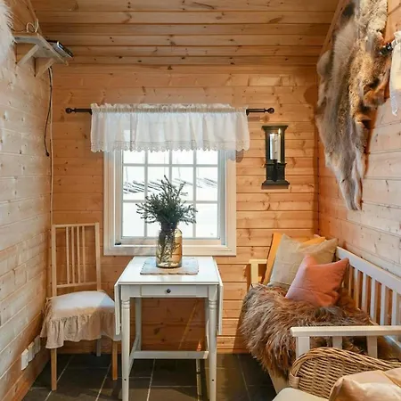 Family With Shelter By Gautetjern Holiday home *