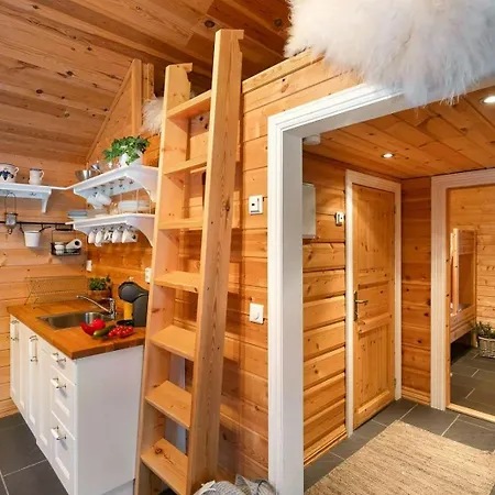 Holiday home Family With Shelter By Gautetjern *