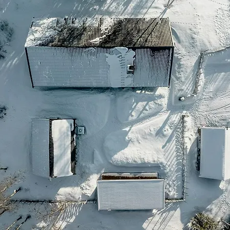 Family With Shelter By Gautetjern * Gol