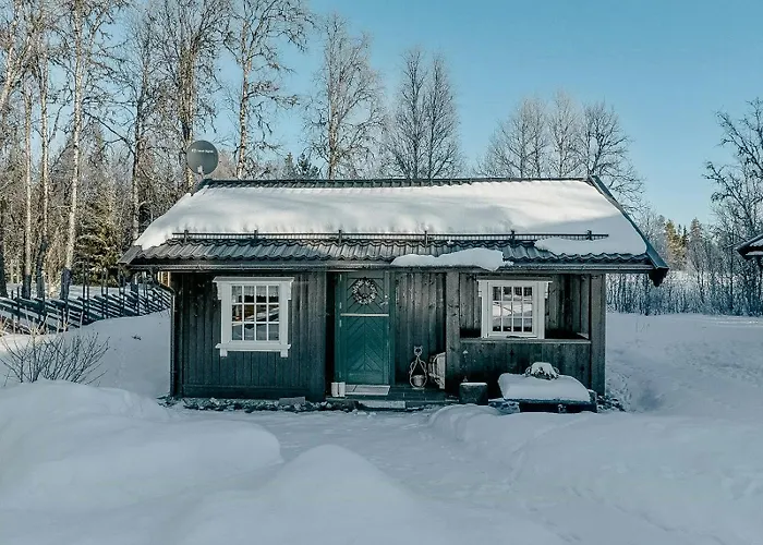 Family With Shelter By Gautetjern Сasa de vacaciones *