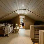 Family With Shelter By Gautetjern Сasa de vacaciones